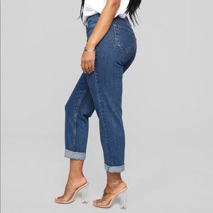 Fashion Nova Jeans - Dark Wash